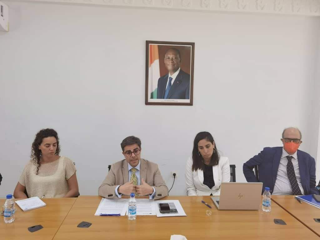 CCCCIUE's tweet photo. Ce mercredi 30 mars 2022, la Cellule de Coordination de la Coopération Côte d'Ivoire Union européenne a reçu une importante délégation venue des îles Canaries, Madère et Açores pour la présentation du Programme INTERREG MAC... https://t.co/F8BoTJobtJ