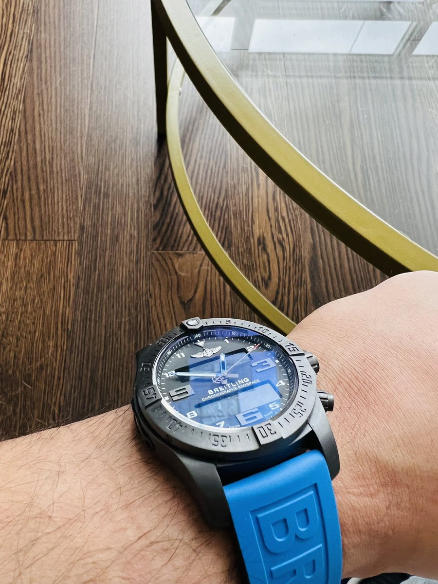 CaptFZ's tweet photo. Busted out the #Breitling #B55 today!. Will probably rock this the next time I go up ✈️✈️
.
.
.
#WatchPorn
#Collectors
#AV8R
#EXOSpace https://t.co/IPu9d5ih69