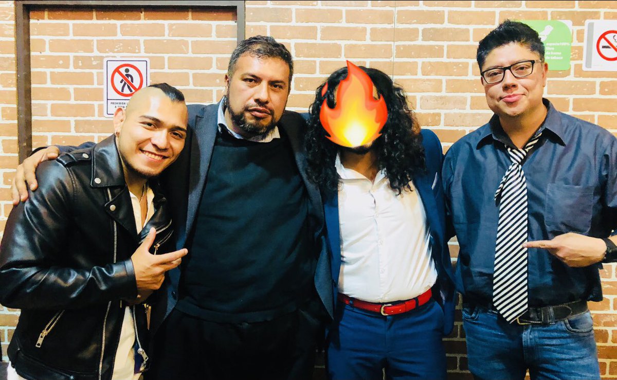CmllMalak's tweet photo. Como cenicienta después de las 12 de la noche 😅 se perdió el encanto 🙈 una noche excelente rodeado de amigos 🙏🏽 bendiciones y a seguir volando alto 🦅

Por que nadie detiene el vuelo 👏🏽 Halcón Lucha Libre muchas felicidades 🎂🎉

⚜️ M A L A K ⚜️ https://t.co/7SlL7Mo2H9
