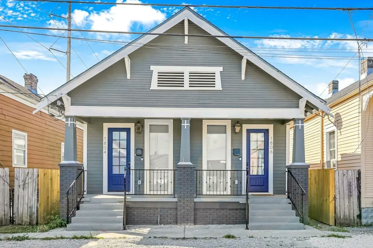 📍 Location: New Orleans, Louisiana

🏡 Listing Title: NOLA 2BD/2BA -Rental in the Heart of the City
 
🙌🏾 Avg. Guest Rating: 4.75
_______

Visit blackairbnbs.co to book this Black-owned Airbnb, submit Black-owned listings, or browse 200+ #blackairbnbs across the U.S.!