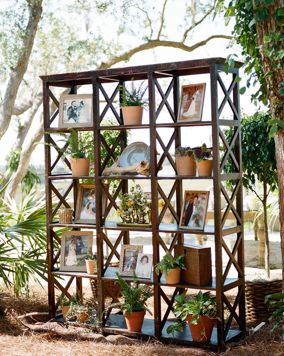 TrishBeckEvents's tweet photo. One of my favorite parts of wedding design is incorporating elements that are unique and meaningful to the couple! This gorgeous welcome display featured photos of both side's parents and grandparents on their wedding days. 

I love this display not only because it's beautiful, b https://t.co/IZibazAEsT
