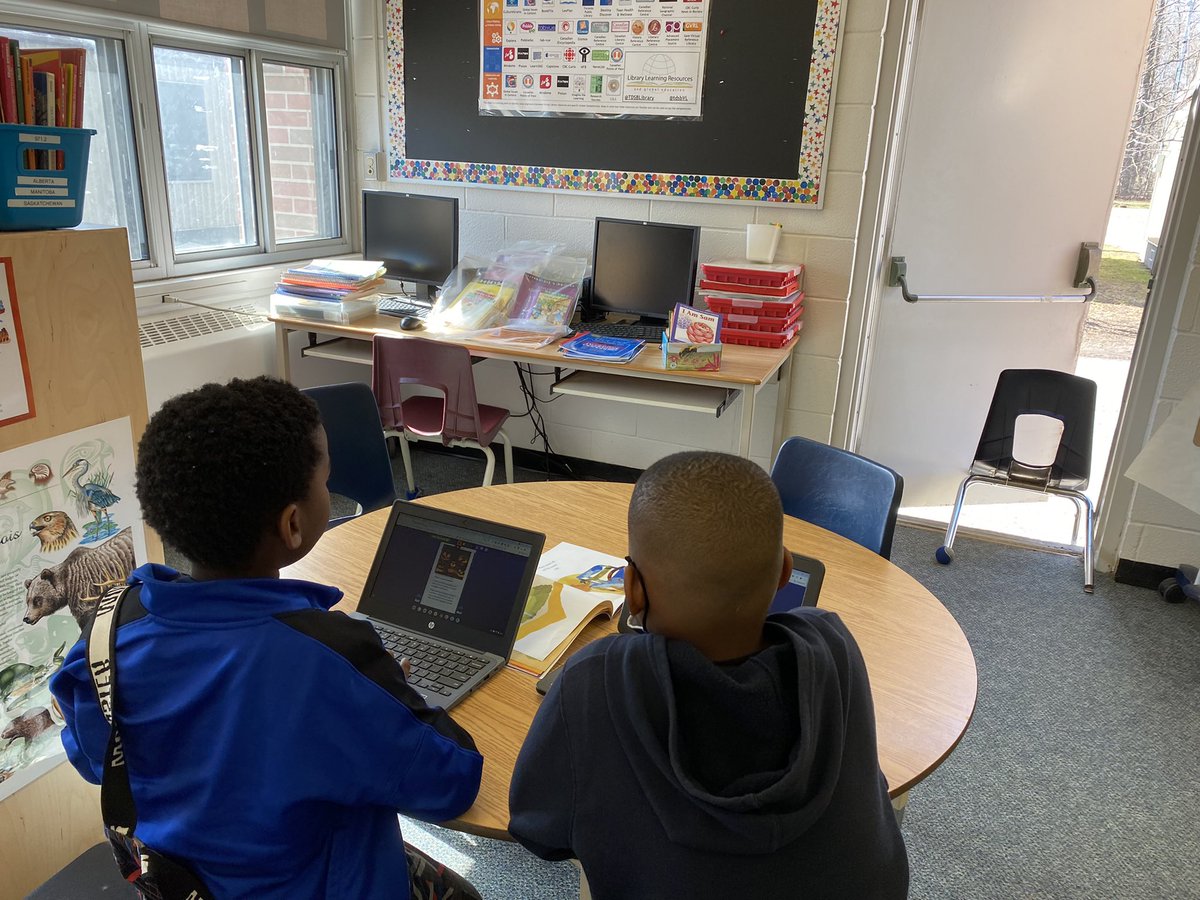 HabermellM's tweet photo. Grade 2 students ‘Boost Up’ their reading skills with some additional after school practice.  @threevalleys #education #Covid_19 @AlysonKossecki https://t.co/w5NjJbB3Jz