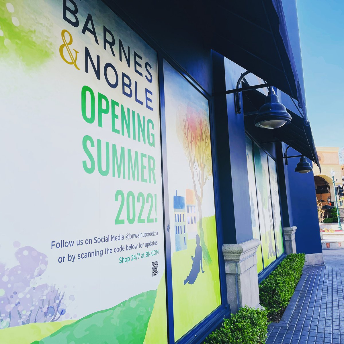 I spy with my little eye… A new Barnes &amp; Noble coming back to Walnut Creek!

They’ll be here before you know it, but you can follow <a href="/bnwalnutcreekca/">bnwalnutcreekca</a> for updates!

#bndublin #barnesandnoble #bayareabookstores #walnutcreek