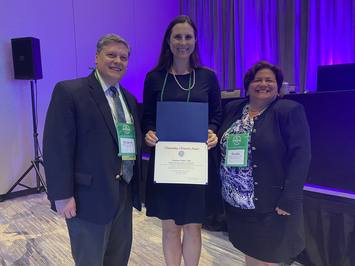 PedsPainMed's tweet photo. 2022 @PedsPainMed annual meeting research winners, congratulations to all!
#SPPM2022 #SPAFL2022 #PedsPain https://t.co/sJE4R5Nn8F