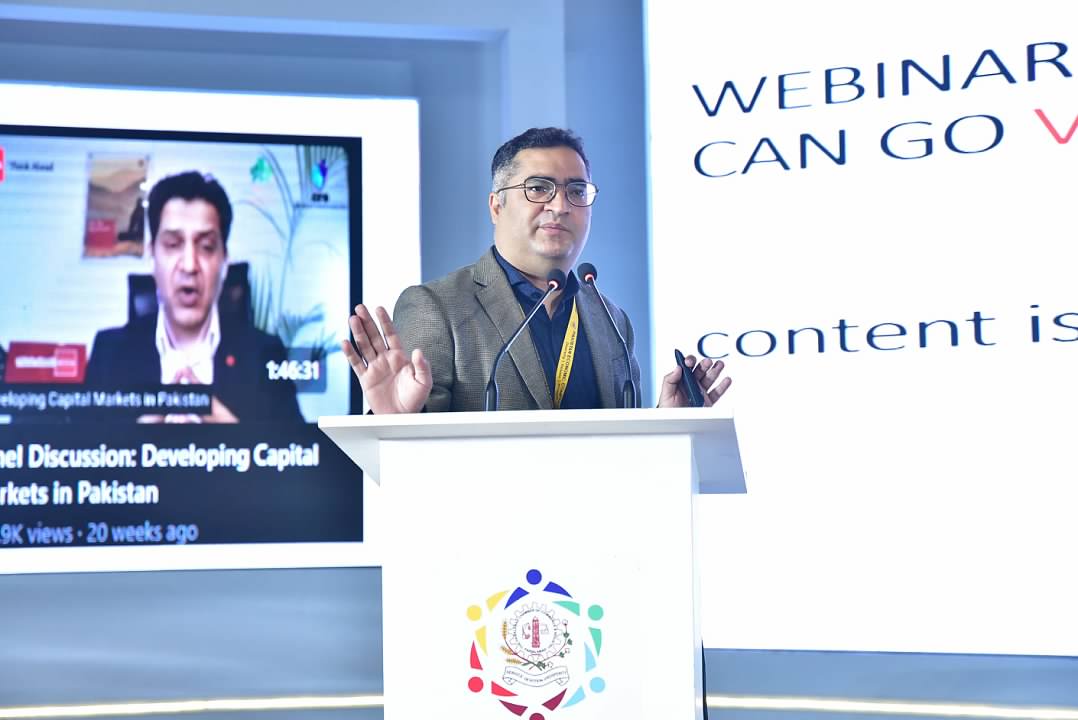 pakecocon's tweet photo. On the last day of the conference a detailed discussion about the startup of the software houses.
#PakistanEconomicConference #PEC2022 #SerenaFsd #fsdcon2022 #pakecocon2022 #firstconfsd #SoftwareHouses https://t.co/Dtc5gGNraz