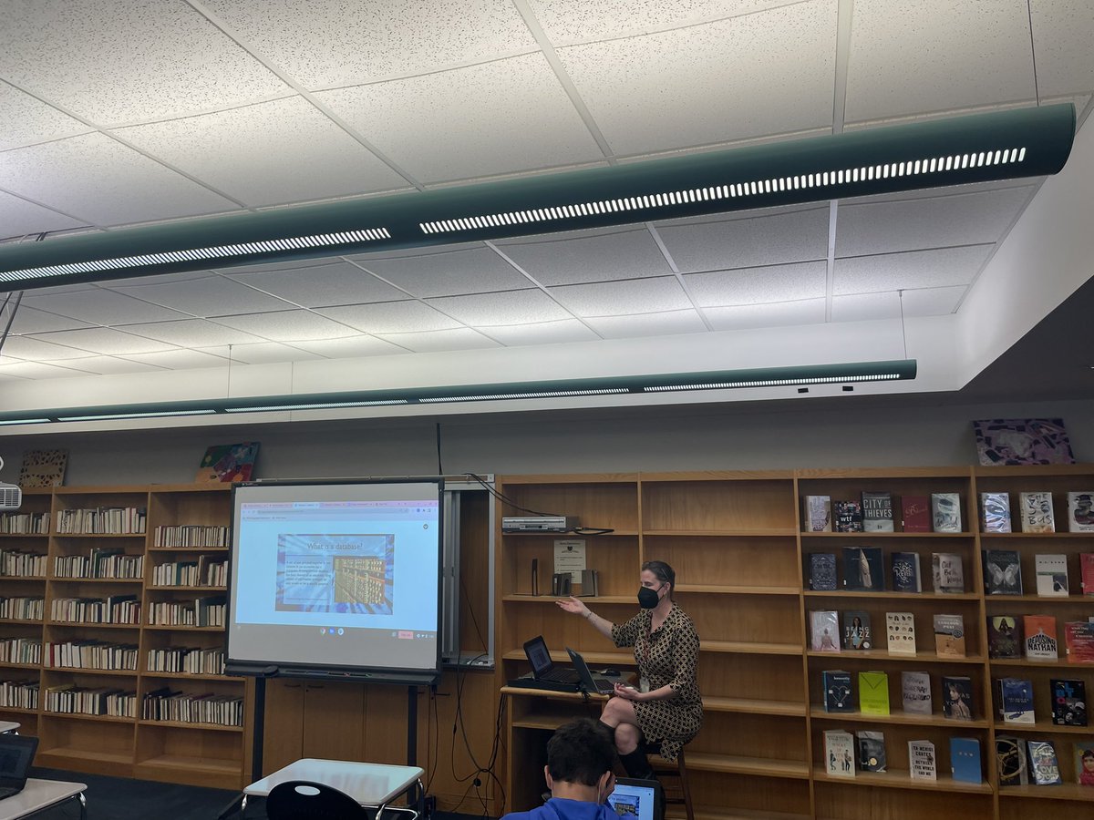 MrPitts17's tweet photo. Big thanks to Mrs. Cohen for giving my Modern World History students a lesson on databases vs. search engines. Didn’t know it was possible to make Boolean searches interesting, but your @nearpod lesson did the trick. https://t.co/3q1MheBQHr