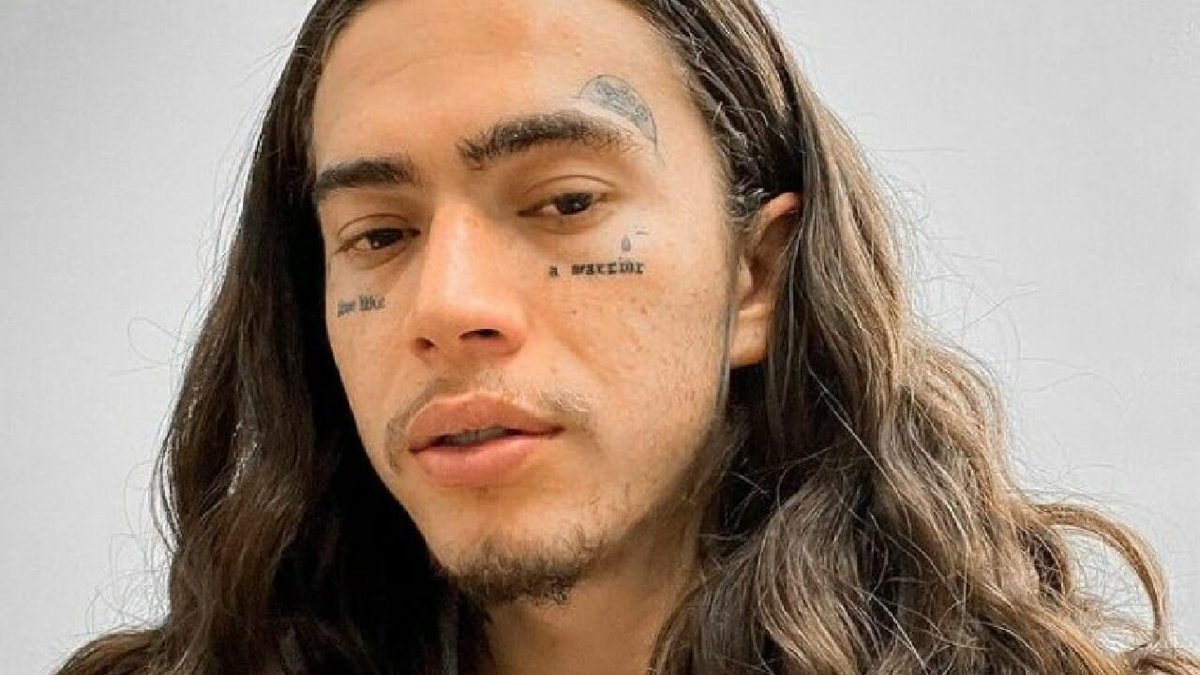 Whindersson Nunes revela ajuda de Alok em meio a depressão | is.gd/lrlRnY
