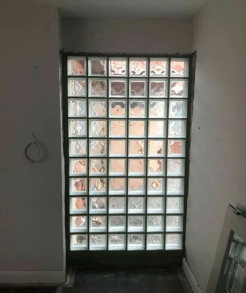 GlassBlockCo's tweet photo. F60 Glass Block Wall ◻

#glassblocks #glassblockco https://t.co/e5KbgLeB63