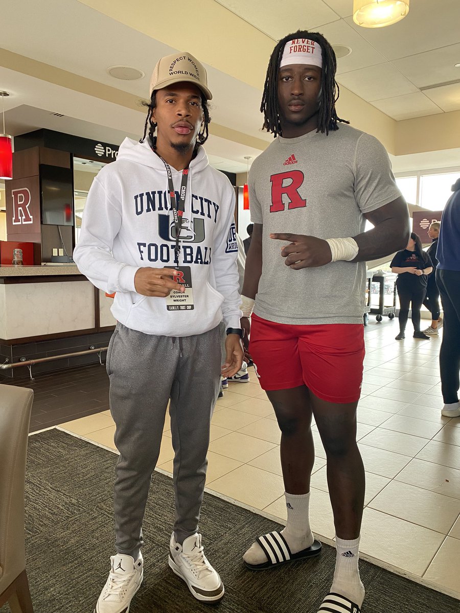 Coach Wright tweet media