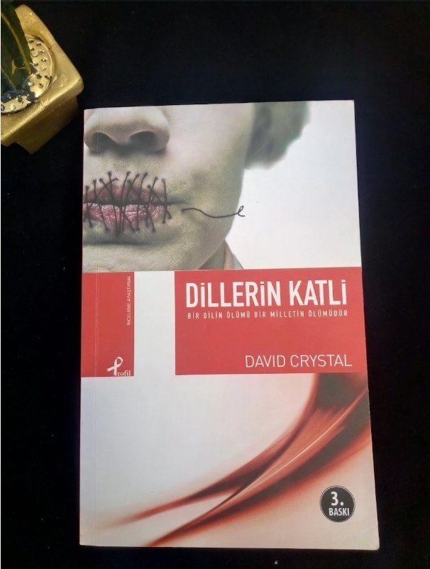 SavkCelik's tweet image. Dillerin Katli - Bir Dilin Ölümü Bir Milletin Ölümüdür, David Crystal

Yalnızca insanlar, hayvanlar ve doğa değil, diller de katlediliyor. Hem de her on beş günde biri...

#languagedeath #dilölümü
#Languages #tehlikedekidiller #kitaptavsiyesi