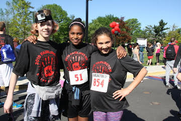 Register for the Fairlington 5K by Fri 4/1 to get your free t-shirt! fairlington5k.com/register

Race stars at Abingdon, Sat 5/7 at 8:30am. Proceeds benefit Abingdon PE &amp; A Cure for Ellie foundation, raising money to help a former student with a rare brain and spinal cord condition.