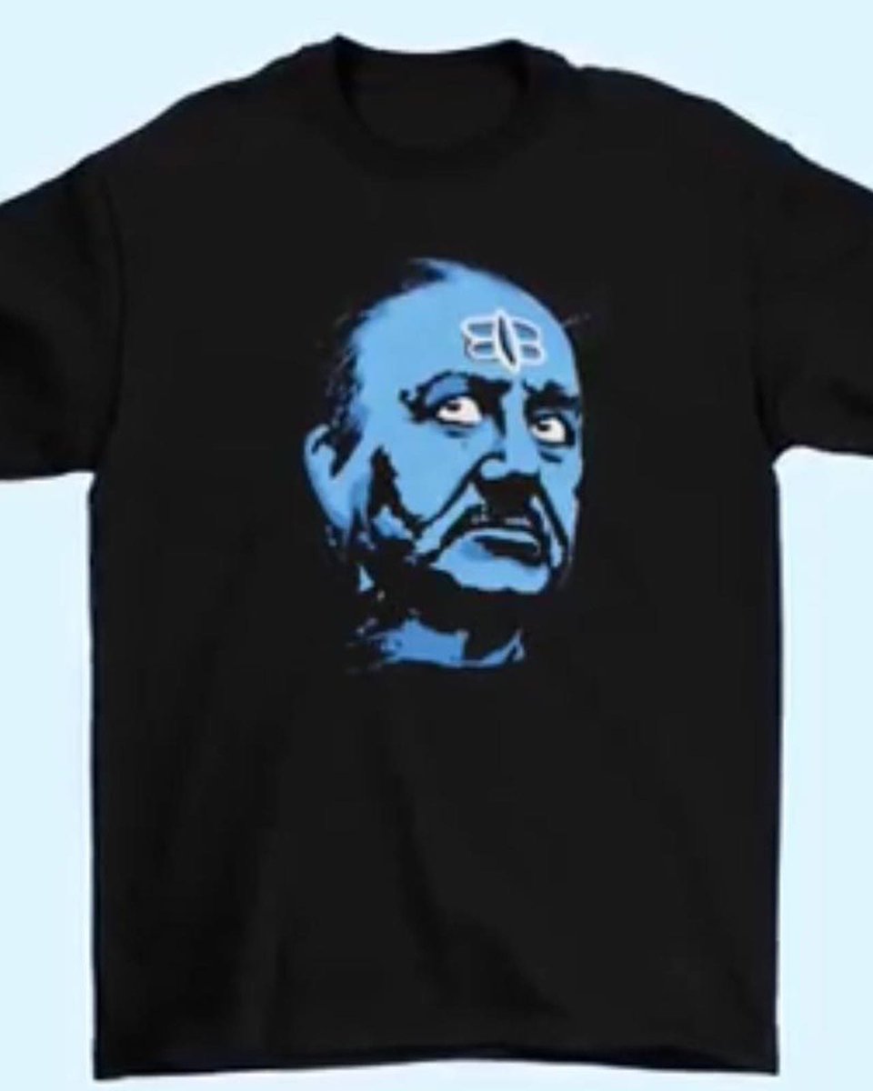 AnupamPKher's tweet photo. आंसुओं की एक ऐसी कहानी जो दुनिया भर के लोगों के दिलों में जगह बना रही है! Sometimes pain connects people! 💔❤️ #TheKashmirFiles #KashmiriHindus https://t.co/Eds98Kzch1