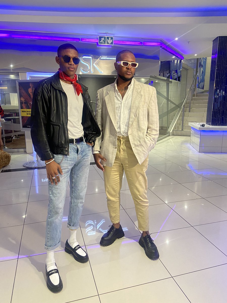 becca bloom. tweet media