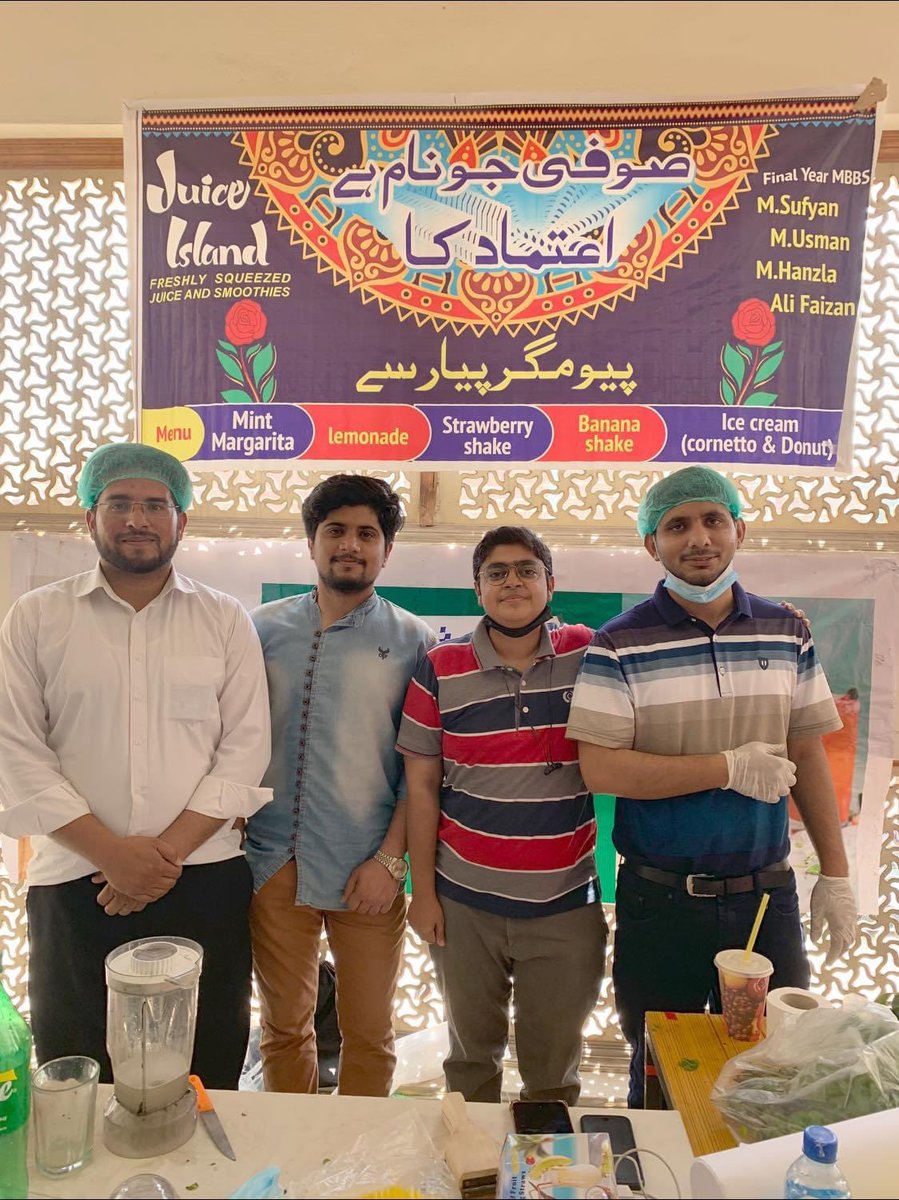 dr_zeeshitalks's tweet image. My favourite students 🤩🤩🤩🤩 #medlife #uhs #studentweek #students