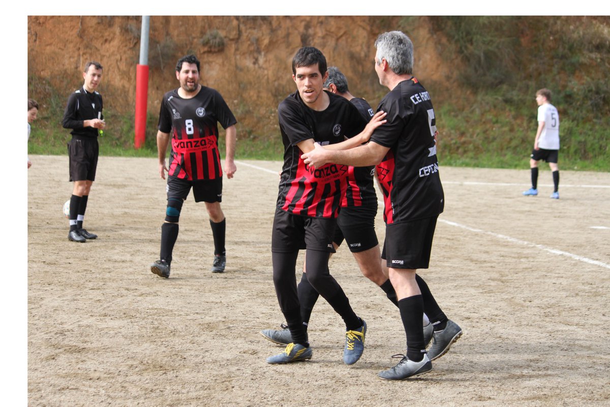 CEFCanMir's tweet photo. Avui compartim a la web noves fotografies de l'equip #SèniorDF
https://t.co/kHLZzVMEbd
#CEFCanMir #FutbolPerATothom #DiversitatFuncional #SeniorDF #Inclusio #RubiEsport #RubiCity https://t.co/0kKbquu472