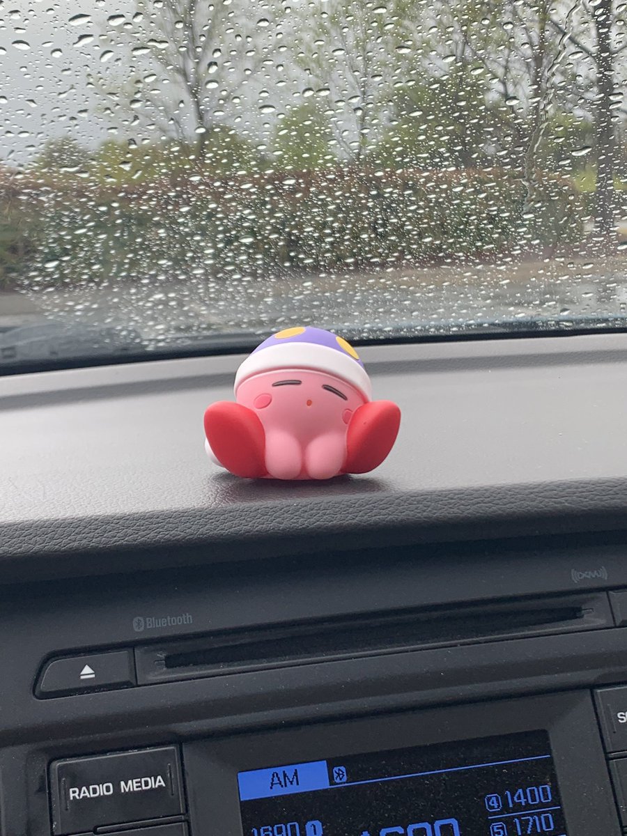 363Propaganda's tweet photo. Got ramen with @SadSobble and she bought me a Kirby mystery figure https://t.co/NaWj4YyCNM