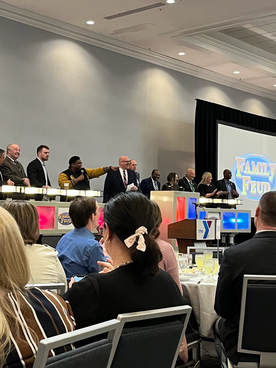 iamDontavius's tweet photo. With a score of 837 to 167—We are the champions. 

Proud to join Ohio House colleagues @Rep_Troy, @JayEdwardsOhio @Wilkinohio as we competed against the Ohio Senate in Family Feud to raise money for the @YMCA Youth and Government program. https://t.co/Jhedo7UtQh