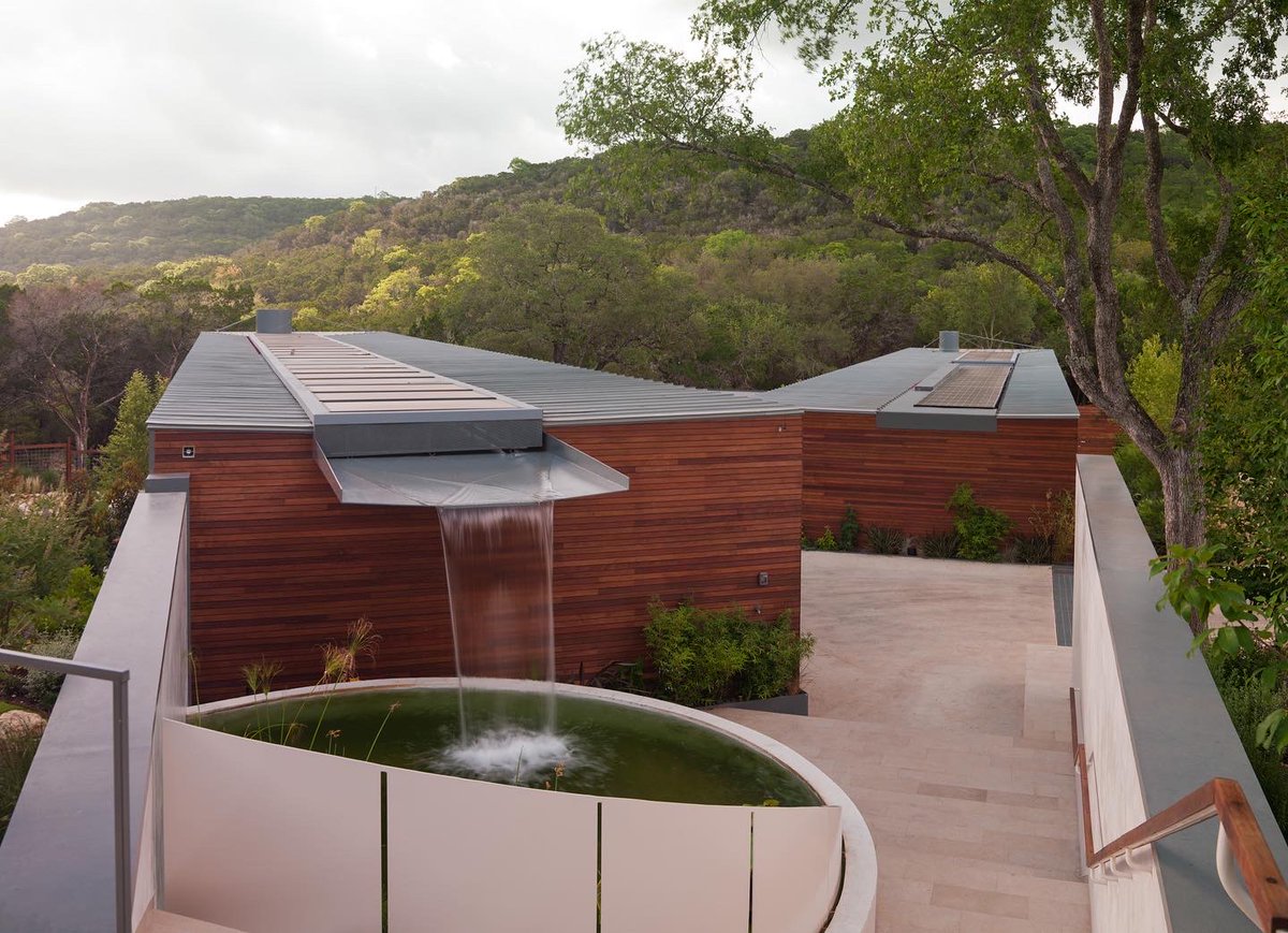 MetalTechGlobal's tweet photo. Zinc Double Lock Standing Seam Panels / Cascading Creek House 

Standing Seam Panel Systems offer a variety of panel dimensions that make it possible to achieve even the most complicated, visionary design

#zinc #metalfabrication https://t.co/nS1R2ltbjC