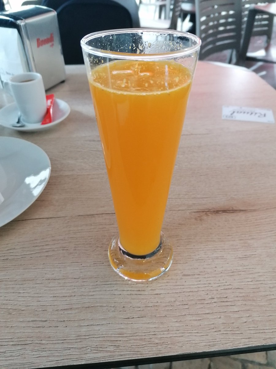 Já estava a precisar de um pouco de vitamina T̶H̶C