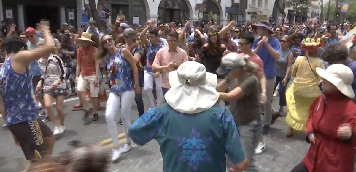 JohnPalminteri's tweet photo. SUMMER SOLSTICE PARADE route changes to Santa Barbara Street June 25. Thousands expected to participate.  Poster and t-shirt art contest underway.  https://t.co/kHUw4iNM3y https://t.co/9SZz5d6Qw6