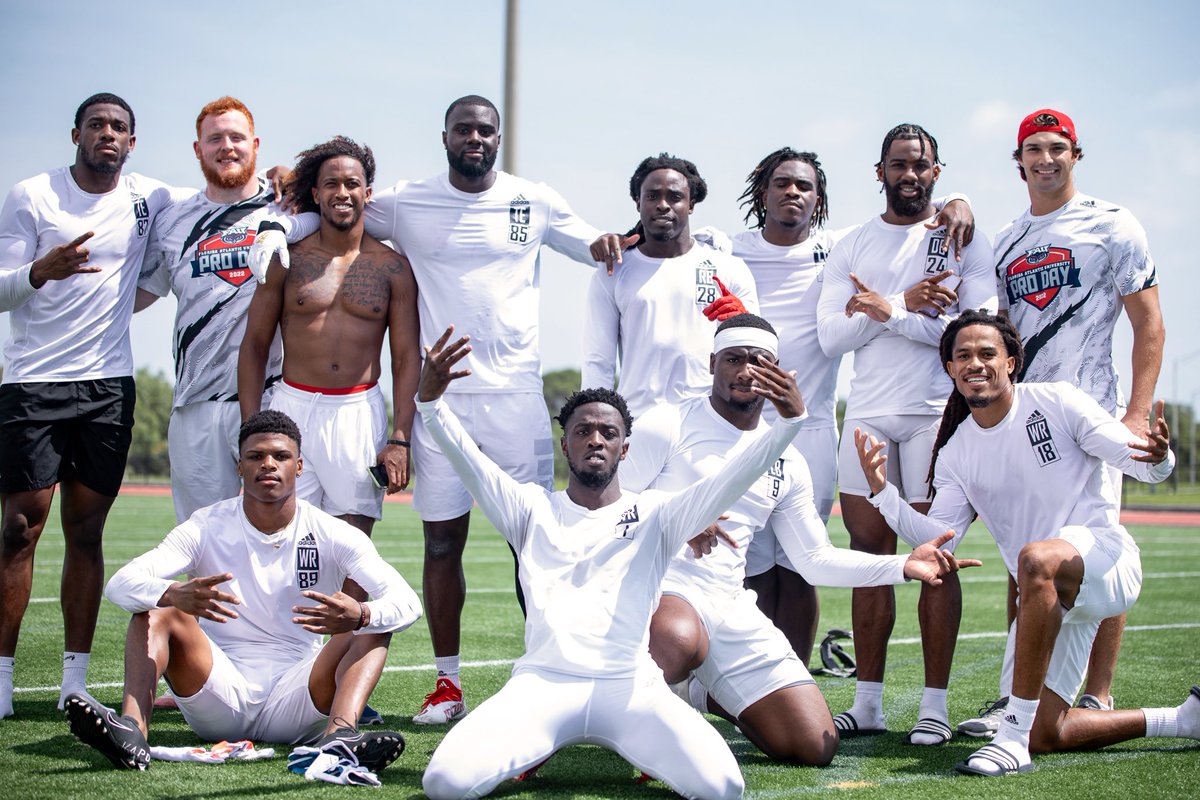 FAUFootball's tweet photo. Next up 📈

#ProDay ➡️ #ProOwls https://t.co/GqyLt84qEt