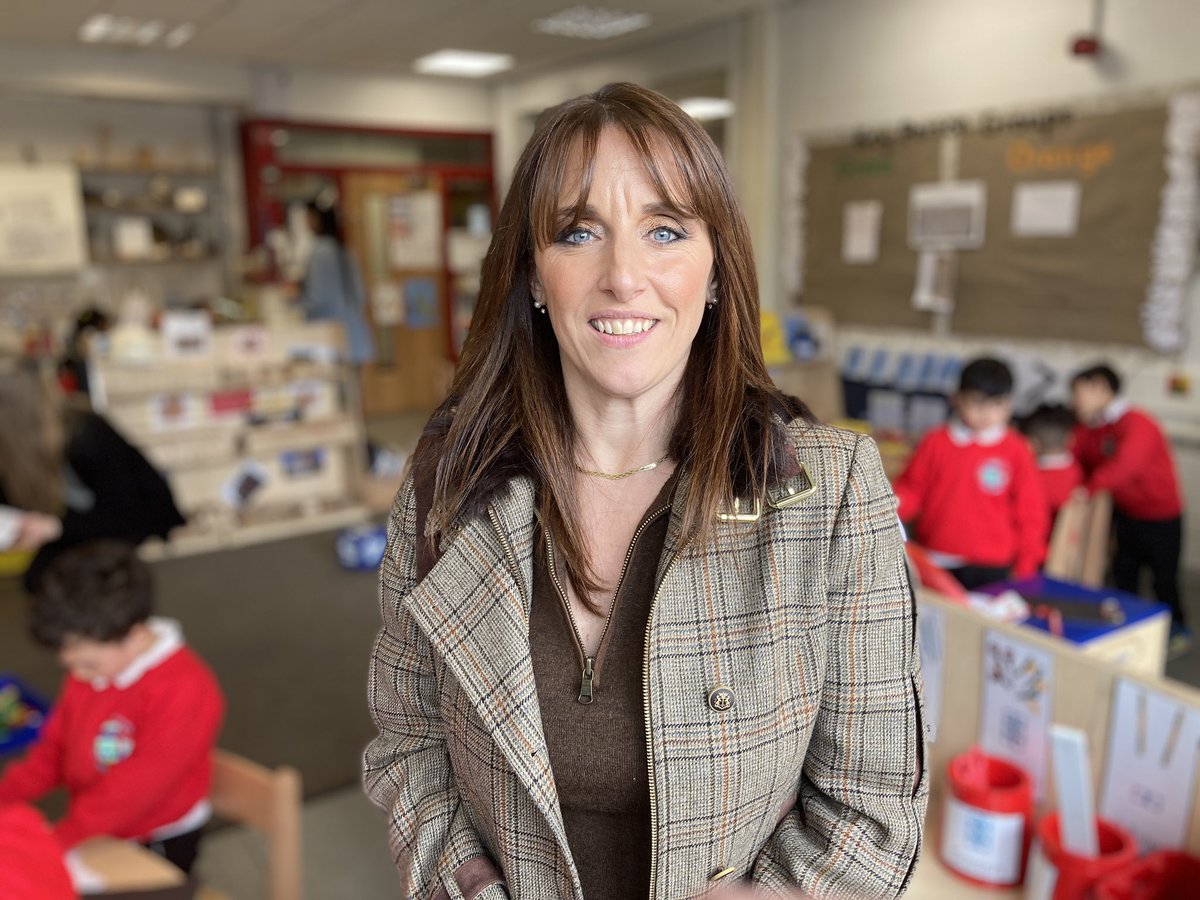 whetham_liz's tweet photo. Highly professional team from @BBCNews visited school today. Discussing the impact of rising energy costs on families and schools. @WeAreBDAT @WestminsterBD3 @Bradford_TandA #education @LeedsAnglicanEd https://t.co/Yahm4Fl1tJ