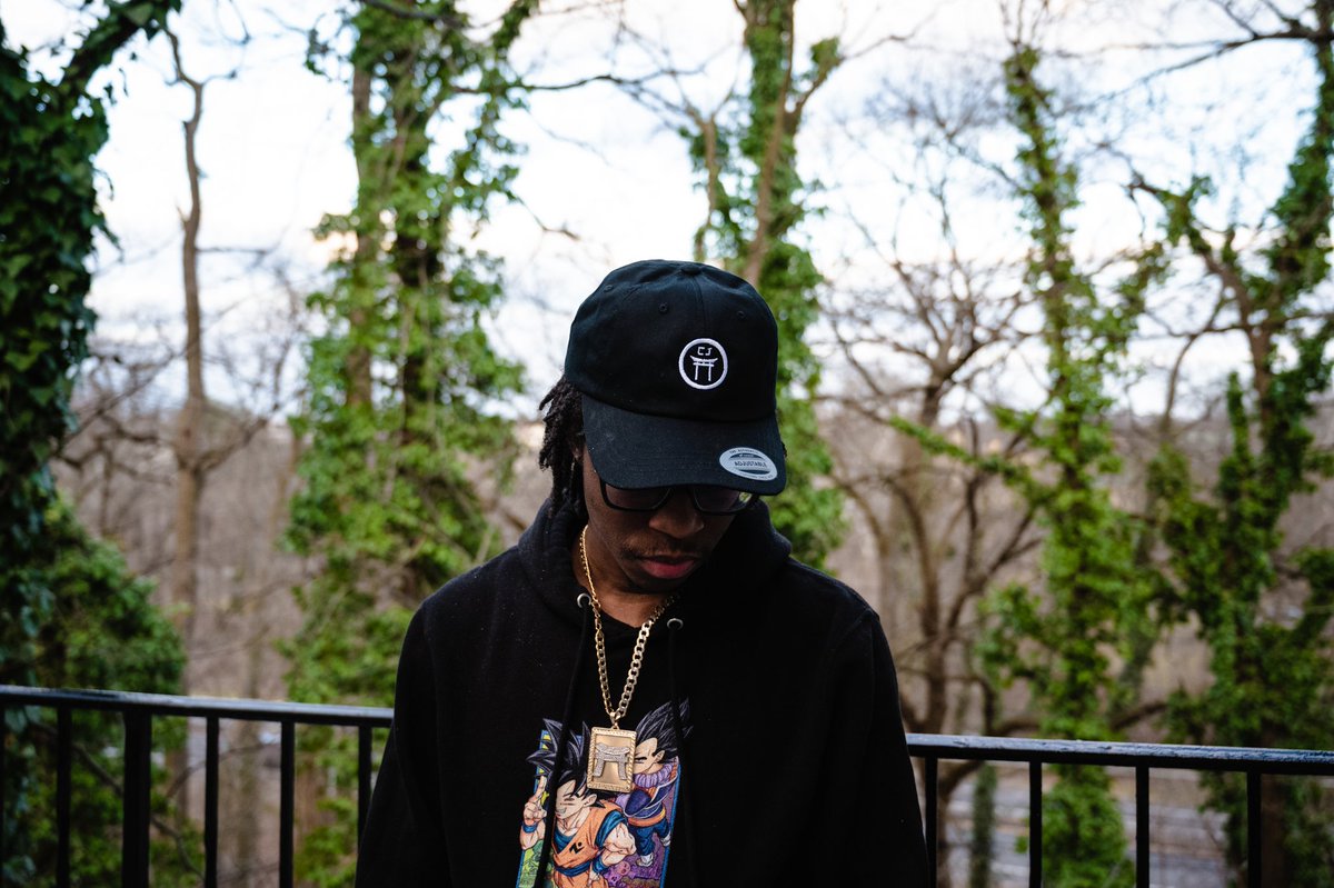 TwitchSensei's tweet photo. Been working a lot with @StreamElements - as they have been really giving a brotha opportunities. Thank you for creating this hat design for myself &amp; The Dojo! ⛩️

More work to do, hungrier than I've ever been. 🏯 https://t.co/zpNQoCPyvV