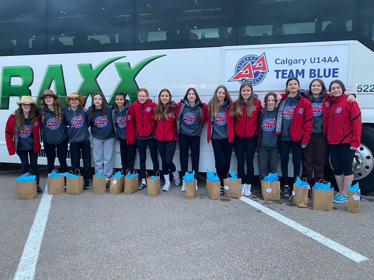 CalgaryU14AA2's tweet photo. Westerns here we come! Team Blue is ready to compete! #wcrc2022regina #blueringette #heygoblue #ringette https://t.co/7kDo0O4Cw6