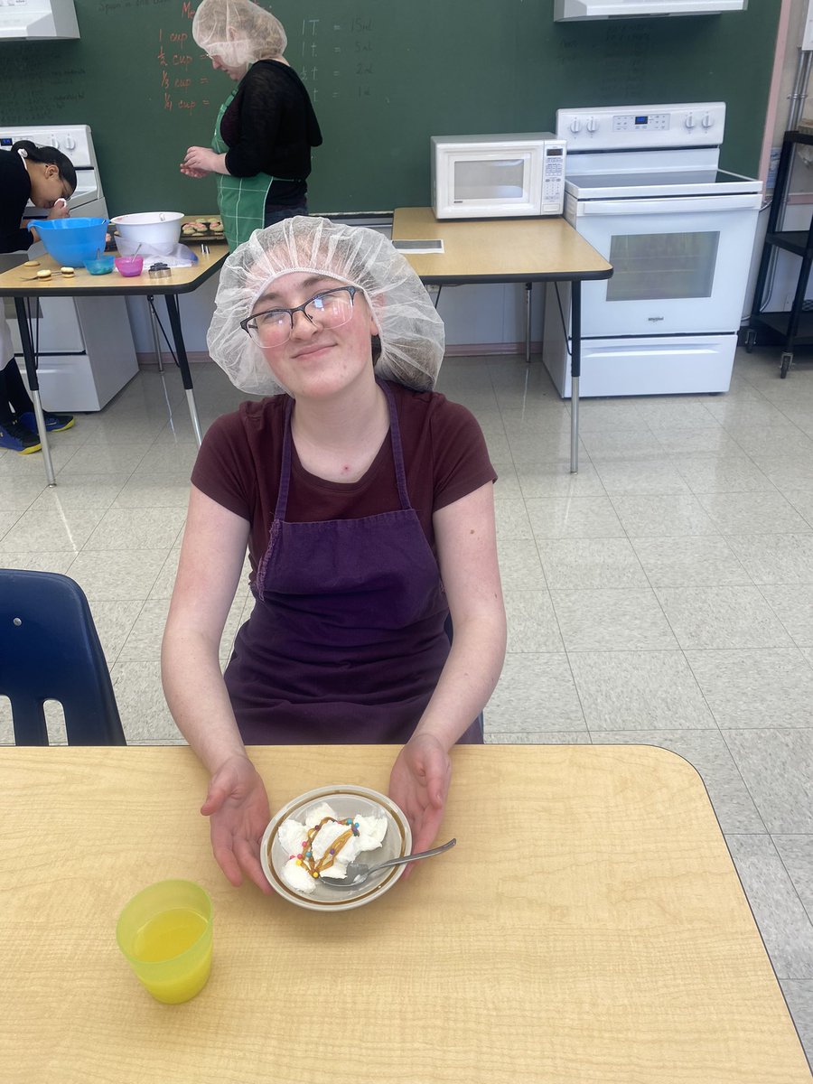 AnnaheimSchool's tweet photo. Few more pictures of their food. https://t.co/nZaIoHORrH