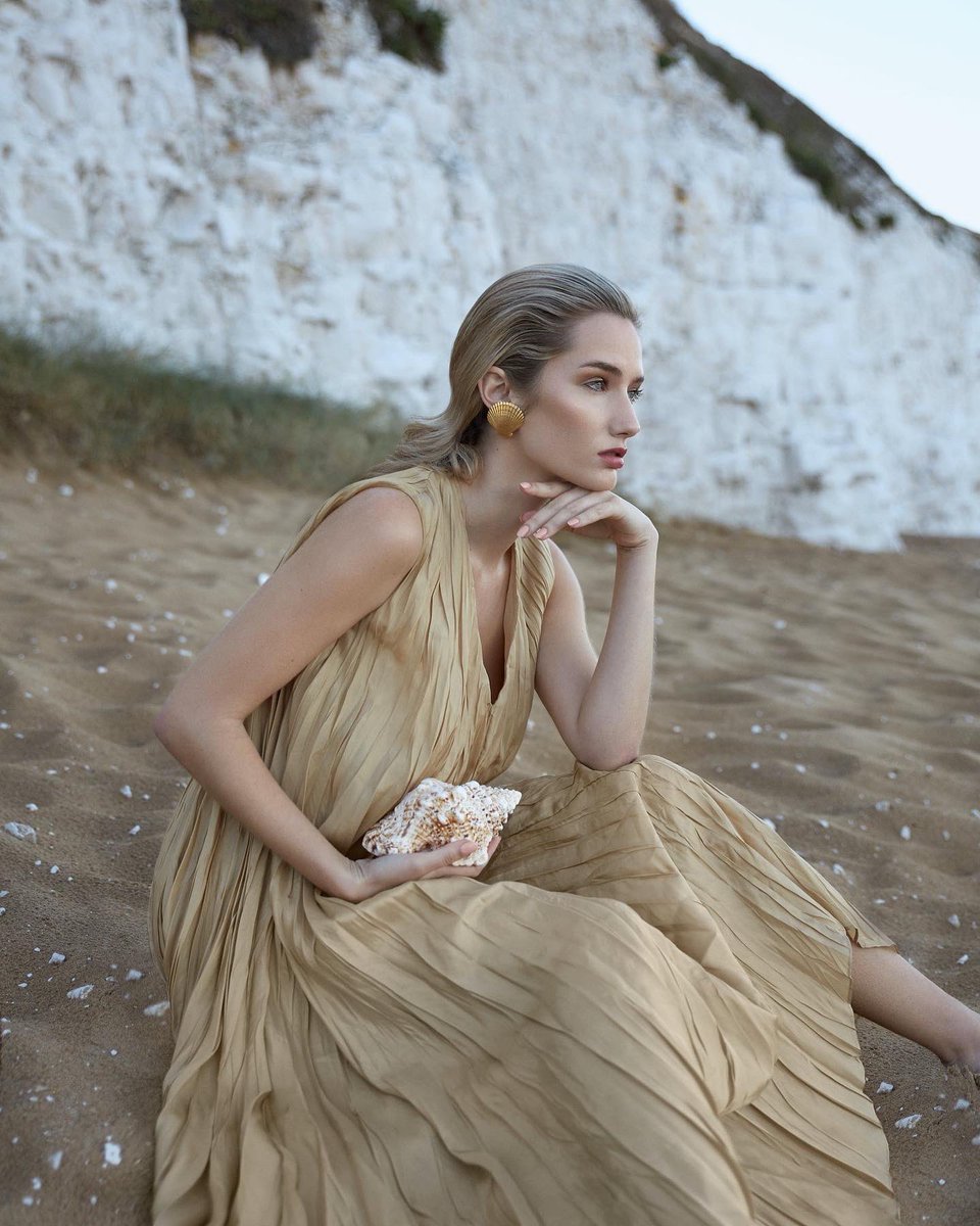 tameofpaula's tweet photo. me for l’official baltics 🐚 https://t.co/QkyW9shVP2