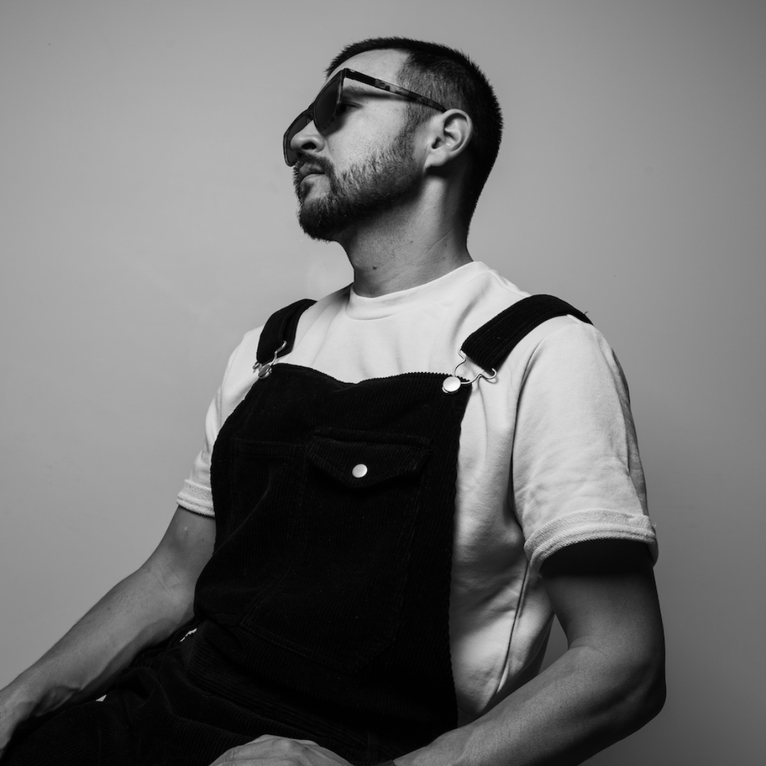 Bastard Jazz (@bastardjazz) on Twitter photo Long time collaborators <a href="/RevaDeVito/">reva devito</a> and <a href="/B_BRAVO/">B. BRAVO</a> join forces yet again for "Fly Bye", the first single off of Bravo's upcoming album. Dropping everywhere next Friday, but in the meantime we recommend you peep their brilliant <a href="/umiimusic/">Umii</a> project from '17 on <a href="/FreshSelects/">Fresh Selects</a> Long time collaborators <a href="/RevaDeVito/">reva devito</a> and <a href="/B_BRAVO/">B. BRAVO</a> join forces yet again for "Fly Bye", the first single off of Bravo's upcoming album. Dropping everywhere next Friday, but in the meantime we recommend you peep their brilliant <a href="/umiimusic/">Umii</a> project from '17 on <a href="/FreshSelects/">Fresh Selects</a>