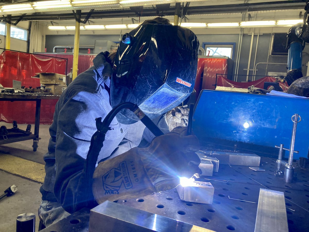 rocklandboces's tweet photo. We’ve reached the conclusion of our #RocklandBOCES #WomeninTradesMonth campaign and today we spotlight Welding &amp; Fabrication student Lyanna Wilcox, a junior at Suffern High School (@SuffernCSD)! #SheBuiltThis #CTE #CareerReady #BOCESconnects https://t.co/sFFt2BOS0z