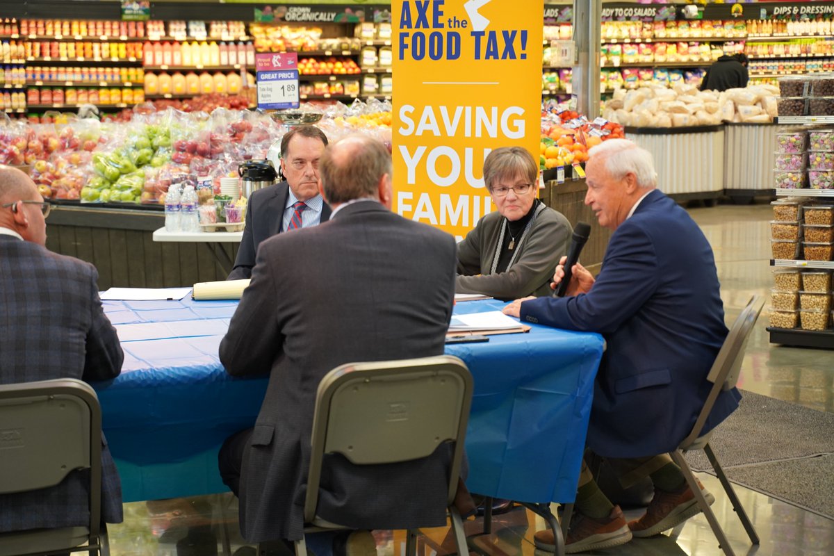 GovLauraKelly's tweet photo. Today I joined Kansas grocery industry leaders at @my_PriceChopper for a roundtable discussion regarding my plan to #AxetheFoodTax. Let's keep Kansas dollars in Kansas and eliminate the state sales tax on food once &amp; for all.🪓 https://t.co/aRq3u72nLo