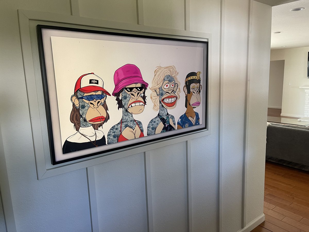 PoPotheape's tweet photo. @Coinbase_NFT How about my frame TV of my beautiful @DApeWives ? https://t.co/jGrhVWt2Pl