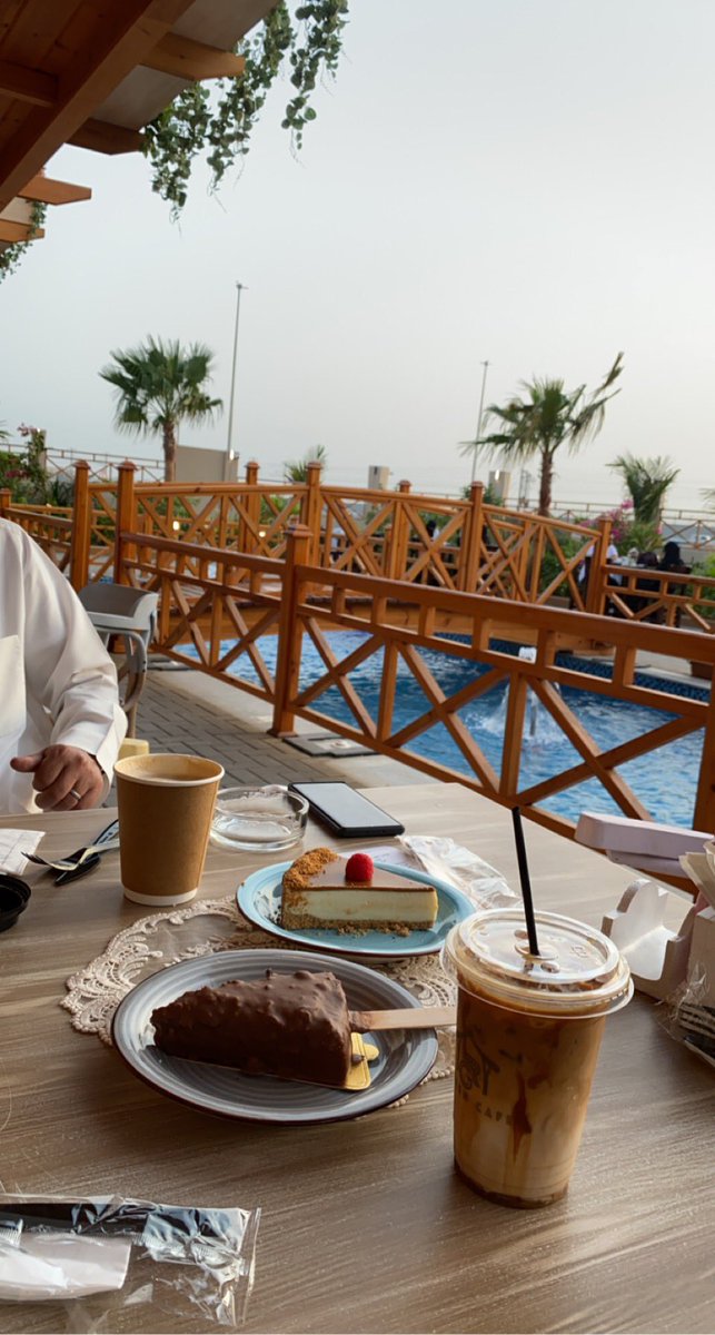 Ghz1_'s tweet photo. اللهم أدم السَعادات ، أدم الأيام الحلوة 
 أدم راحة البال 🤍 https://t.co/rFRiAKbJkl