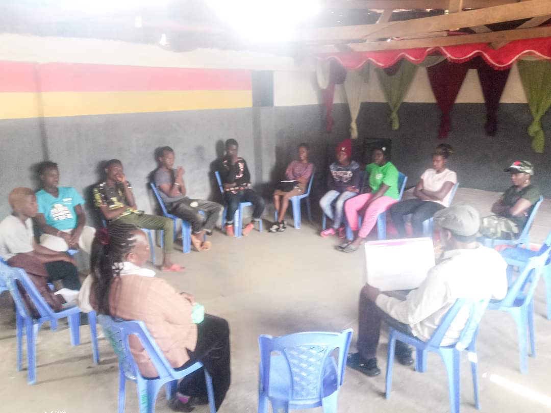 DFHRC's tweet photo. 🔵🔴 KUMEKUCHA QUEST 🔵🔴
 #KumekuchaQuestpeersupport  are very important for young people as they create their own healing process within their community.  #KumekuchaQuest #TraumaInformedMentalHealth
@GSNAfrica 
@Samba4Youth https://t.co/NqJLuxP6GP