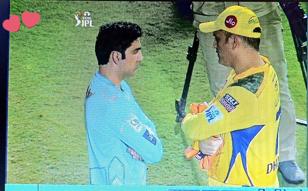 psahao032's tweet photo. Divided by fans
United by cricket
#CSKvLSG 
#Gambhir
#Dhoni https://t.co/dqLhzXukQk