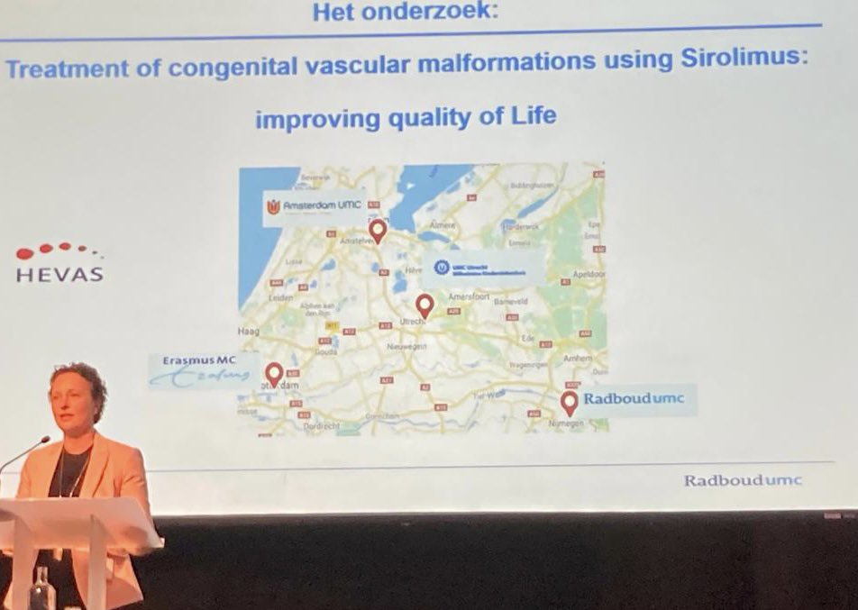 VHarbers1's tweet photo. Ontzettend trots op @MaroeskaTeloo   en haar mooie presentatie van de Sirolimus studie! #GGG Zonmw congres @HecovanNijmegen @ZonMw https://t.co/6SEQhVsKV7