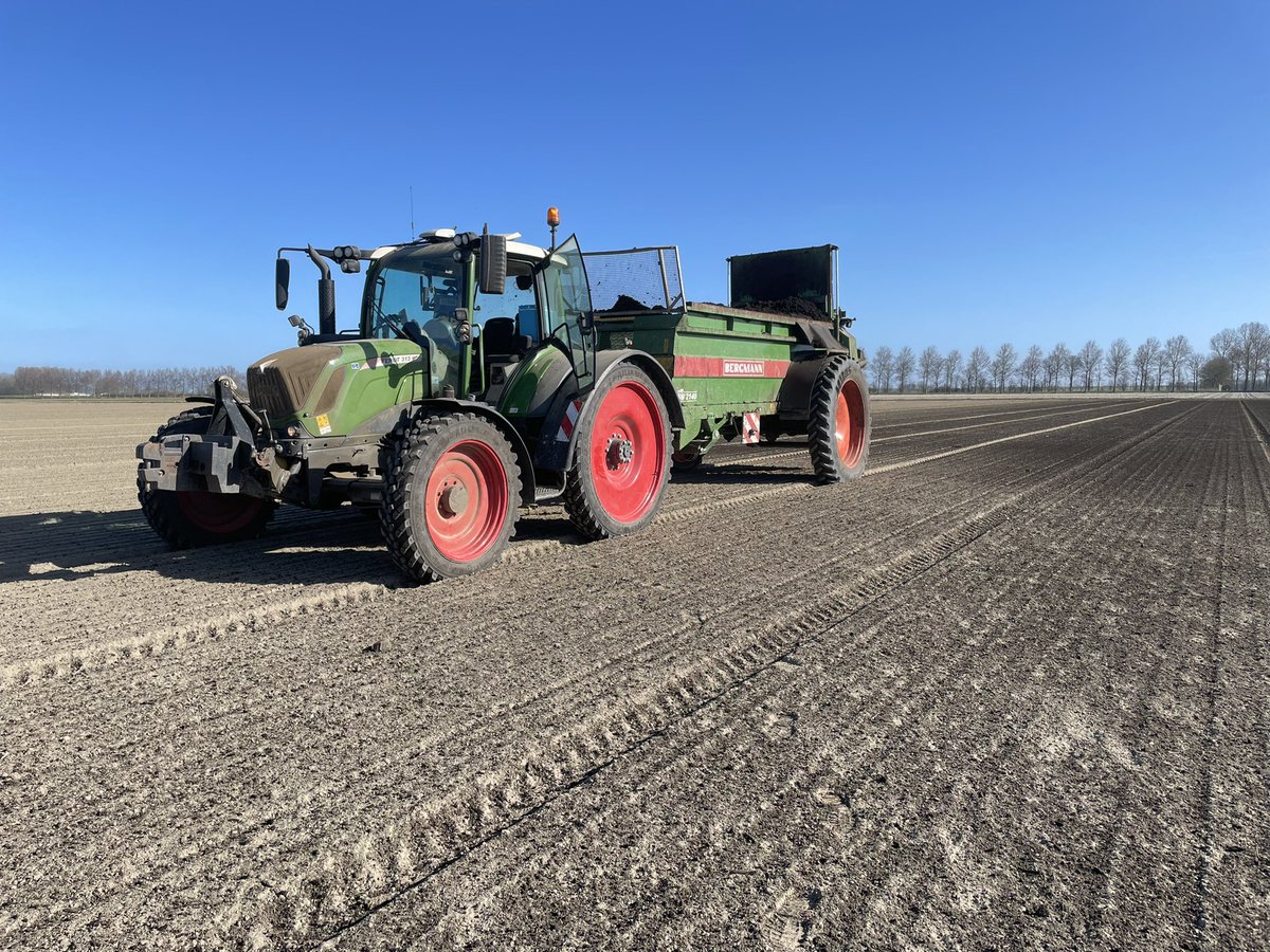 Patrickackeren's tweet image. Zo zonnig als de week zo begon zo wit eindigde vandaag. Maar t levert mooie plaatjes op #akker #voorjaar22