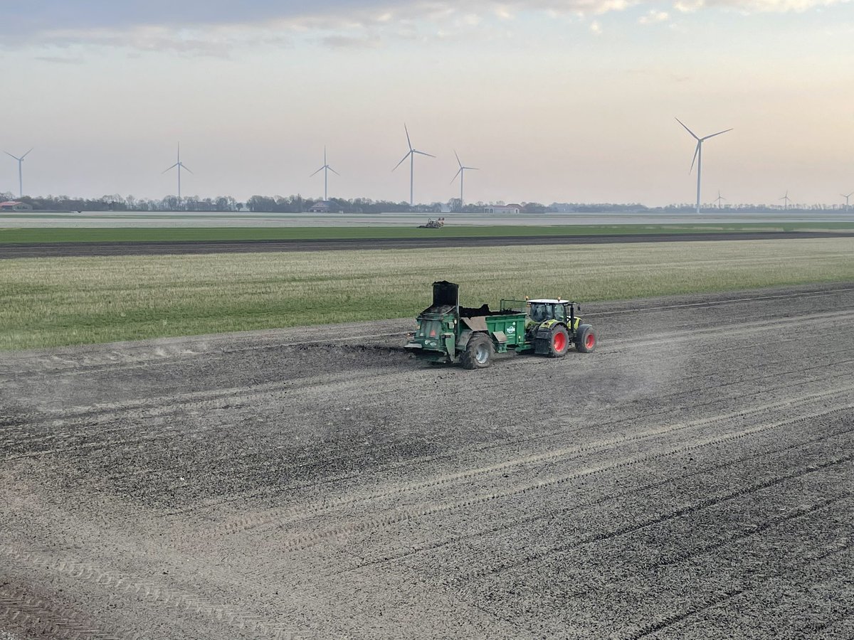 Patrickackeren's tweet image. Zo zonnig als de week zo begon zo wit eindigde vandaag. Maar t levert mooie plaatjes op #akker #voorjaar22