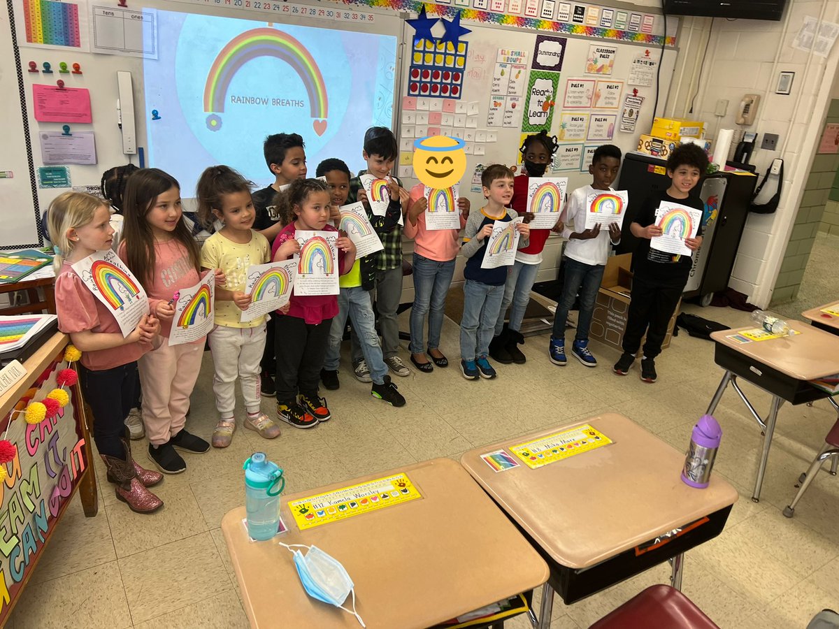 MissMusto29's tweet photo. We had @SELCoachConti pop in for a beautiful SEL lesson, centered around rainbow breathing! We were calm, focused, and empowered by the end. Thank you Ms. Conti! You’re the best! #OTESpride #SpartanLegacy #SEL https://t.co/OD17B7ka8K