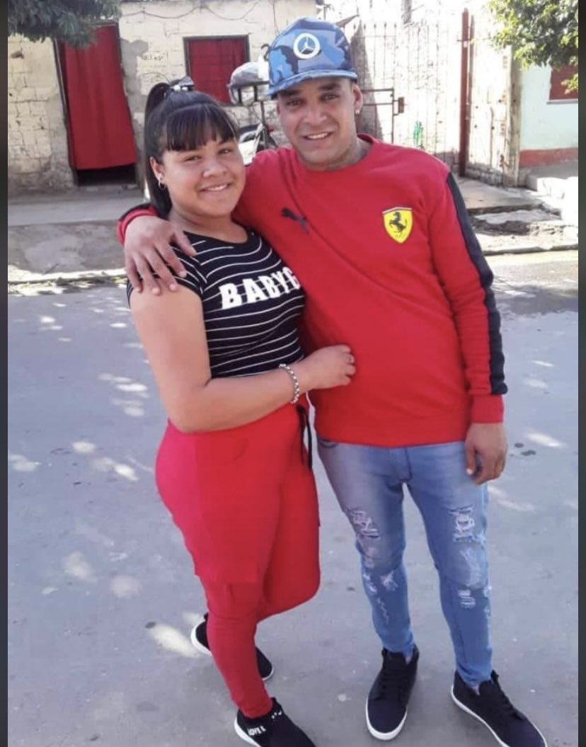 MonzaLucas's tweet photo. Ya que la policía no se ocupa, que los gobernantes están cómodos en sus despachos y que estas lacras siguen robando y arruinando vidas, por lo menos nosotros los ciudadanos estemos atentos, cuidémonos y compartamos las caras para que la condena sea social. RT para difundir! https://t.co/p6JrbJzjCO