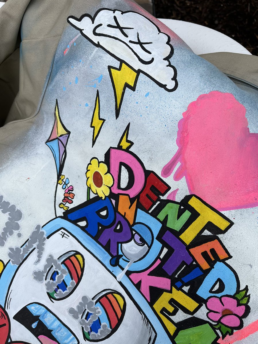 RAREwashere's tweet image. ART 🧵 1/1 @DentedFeelsNFT 

#DentedNotBroken 
100% Hand Painted! #RARE
Dickie (Work Jacket) 
This is Material ART!! 

#TVEwashere