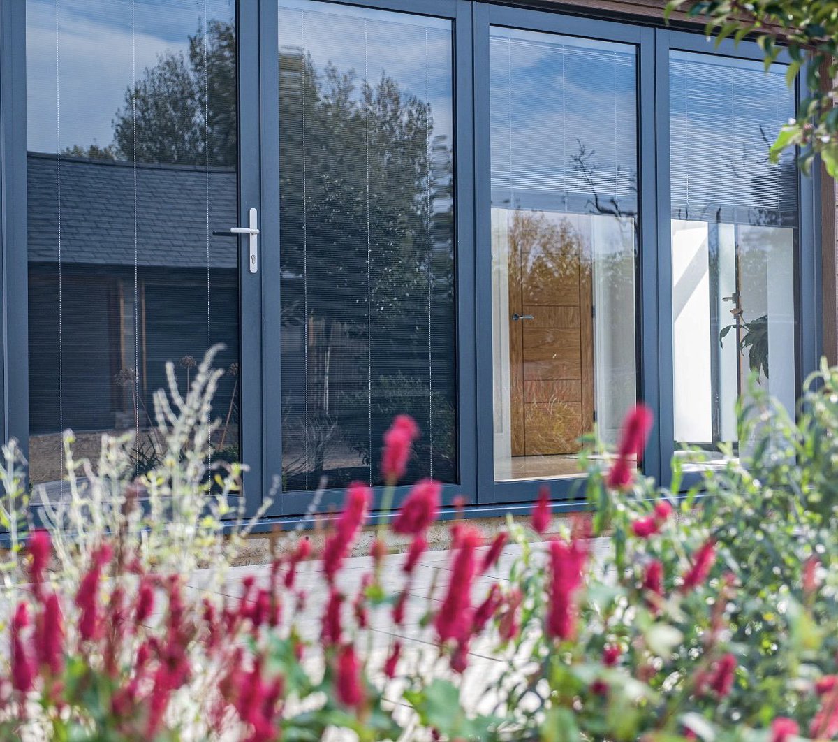 NotanBlinds's tweet photo. Are you planning home renovations this #Spring? 🏡 Choose the perfect shading solution with Nōtan and our range of #IntegratedBlinds. Our stylish and quality #IntegralBlind offering includes magnetic, electric, and #rooflights. View more and order today https://t.co/5ylnFH1LPO https://t.co/0DOu7wZFwg