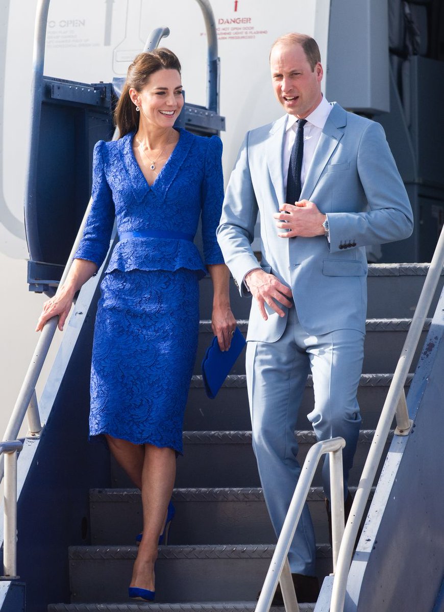 RT @ScotExpress: 7. The designer of the Emerald dress, Jenny Packham, also provided with the 'blue two-piece suit' https://t.co/rgecemzg1G