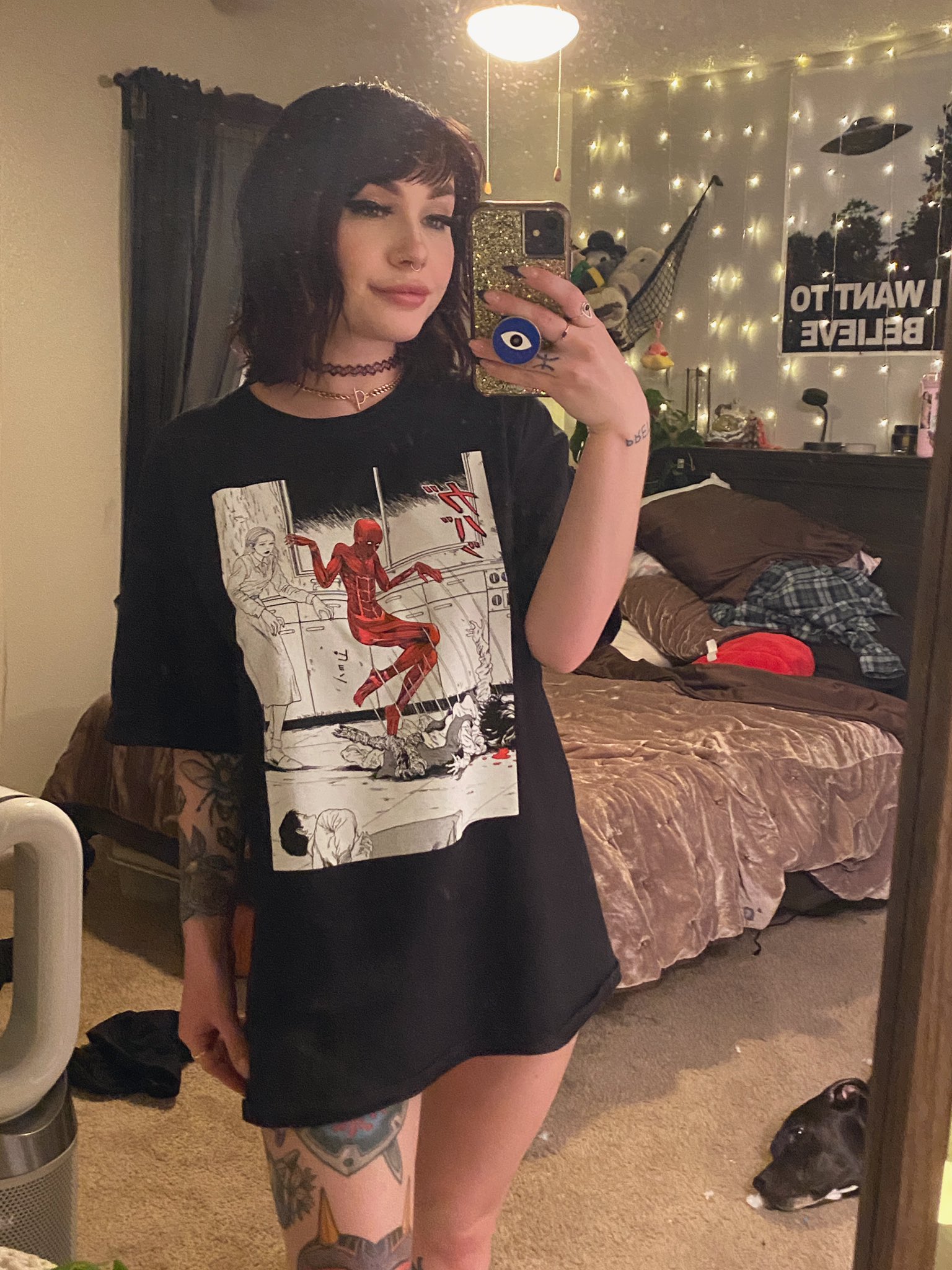 𝔈𝔩𝔦𝔰𝔢 𝔗𝔞𝔦𝔩𝔰 🦊 𝔱𝔬𝔭 1% on Twitter: "Oversized T-shirt 4 the win~ https