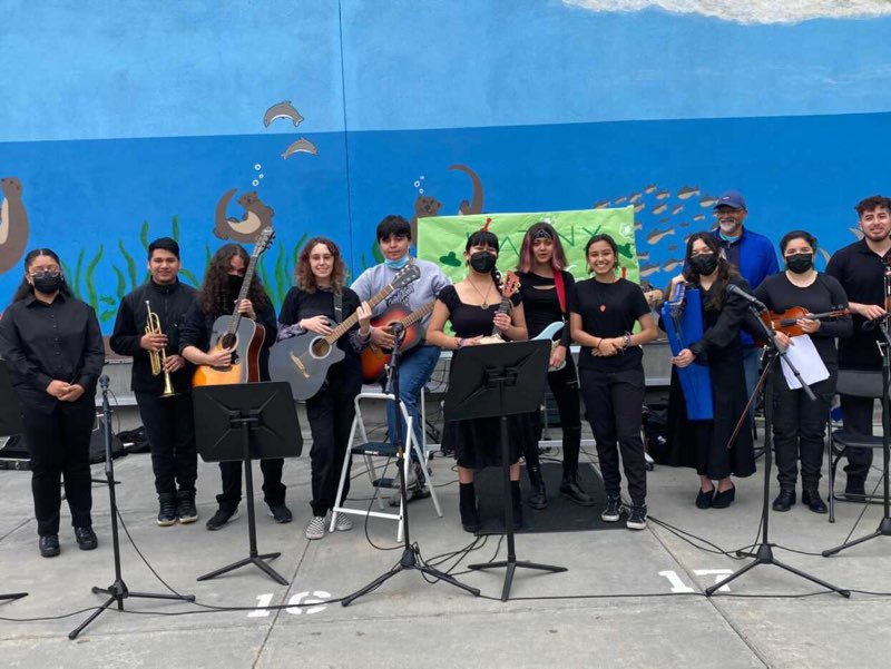 Our Mariachi Club spent a wonderful morning with our neighbor, Oropeza Elementary, celebrating Cesar Chavez Day!