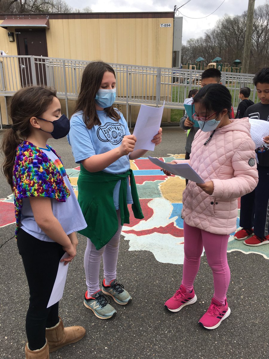 <a href="/WoodburnES_4th/">Woodburn 4th Grade</a> What an awesome end to 3rd Quarter! Exploring circumference in math, celebrating our researchers in writing, and singing along to the Drama Club performance! Plus birthday cupcakes, hard-earned extra recess, early dismissal AND the Book Bus??? Awesome.