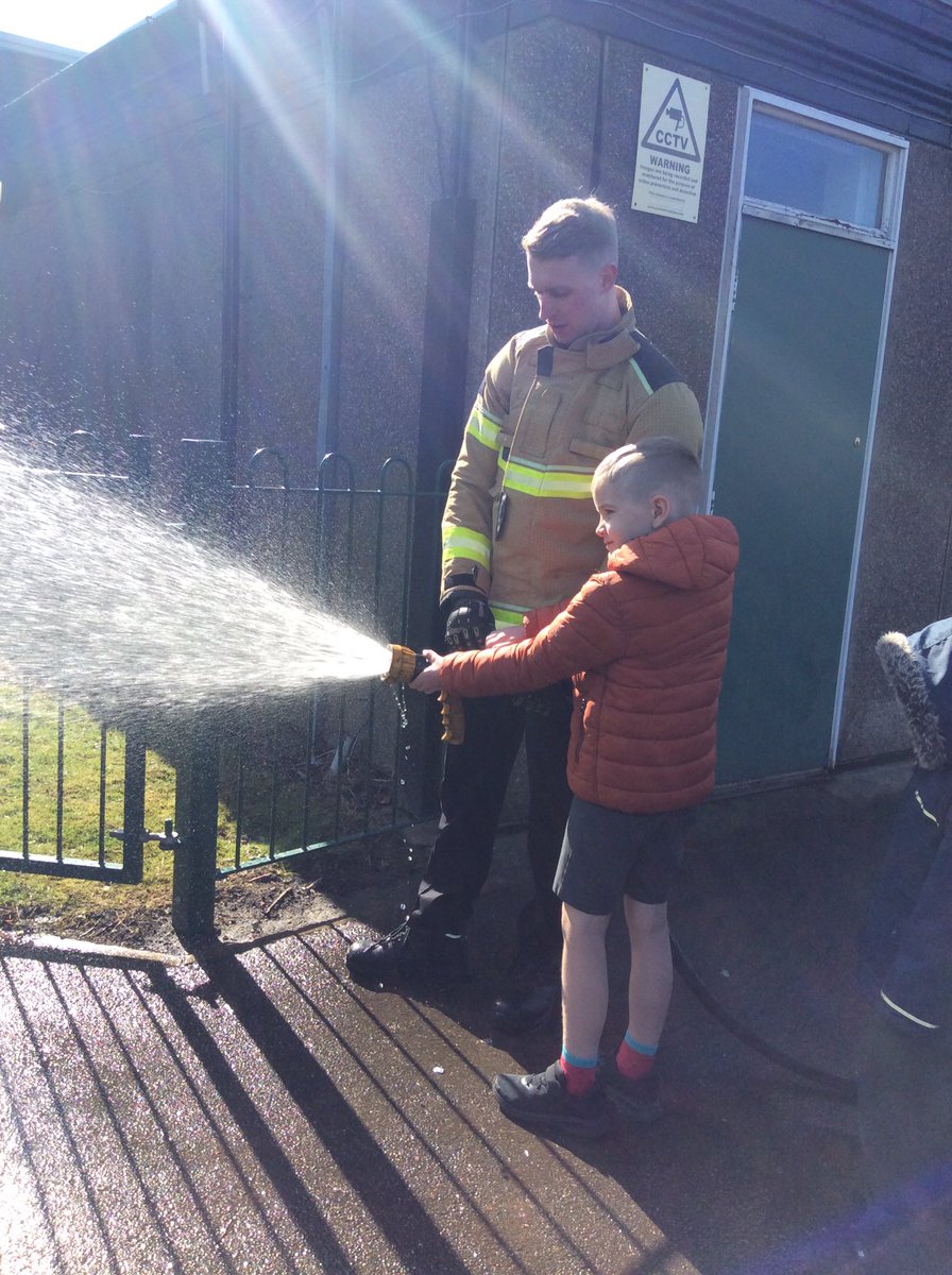 Mrs Killoury tweet media