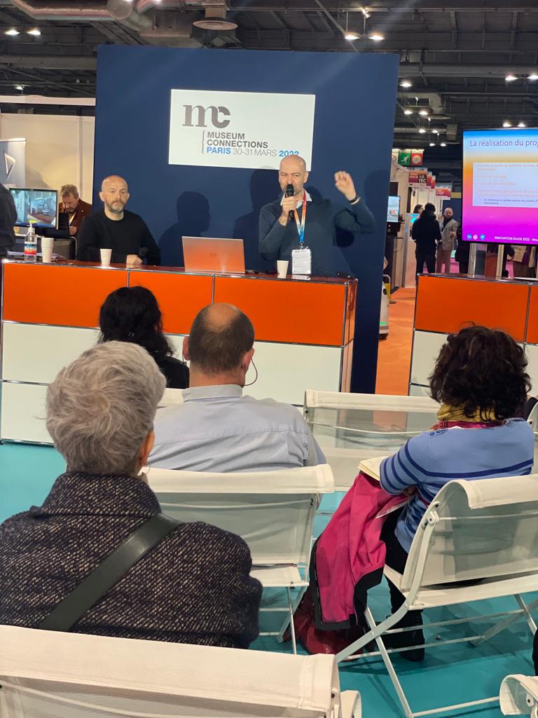 MarcoviciSani's tweet photo. Très heureux d'avoir présenté en duo avec Thierry Bigaignon sur le plateau Innovation TV de Museum Connections la visite virtuelle en vidéo interactive qu'@11e_District a réalisée pour la galerie @bigaignon_ 
Merci au jury des Duos de l'innovation et à @Museum_co https://t.co/OhAcln3KEJ